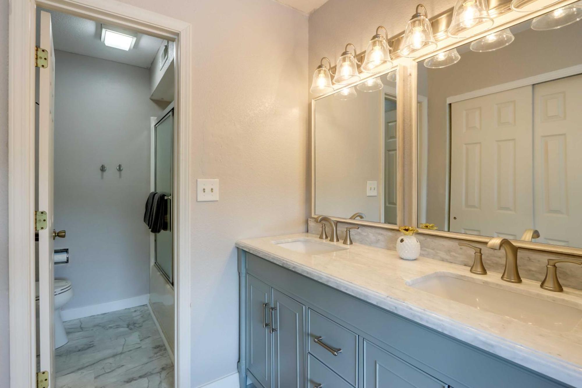 Lakefront Osage Beach Condo With Community Pool Εξωτερικό φωτογραφία