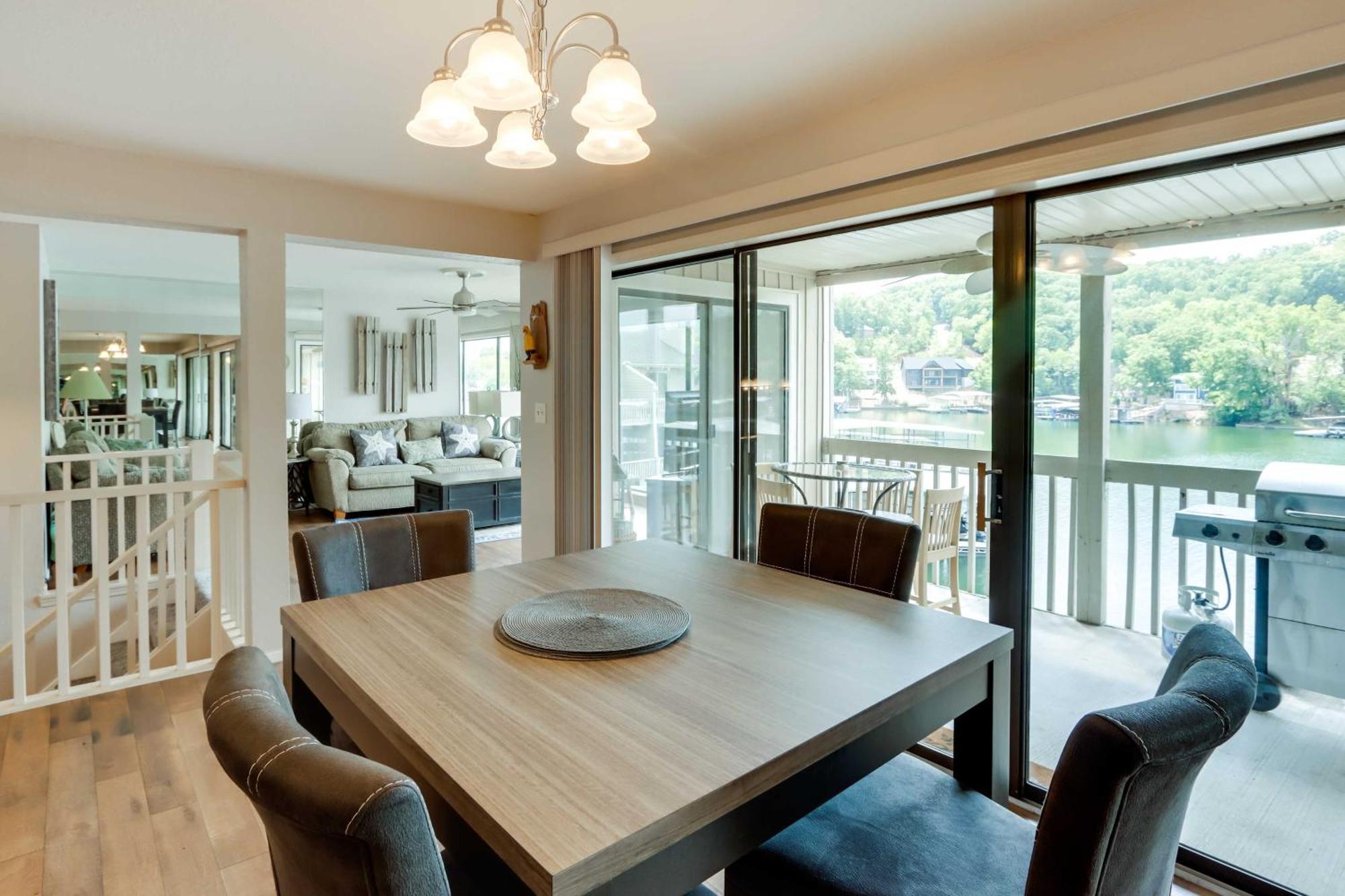 Lakefront Osage Beach Condo With Community Pool Εξωτερικό φωτογραφία