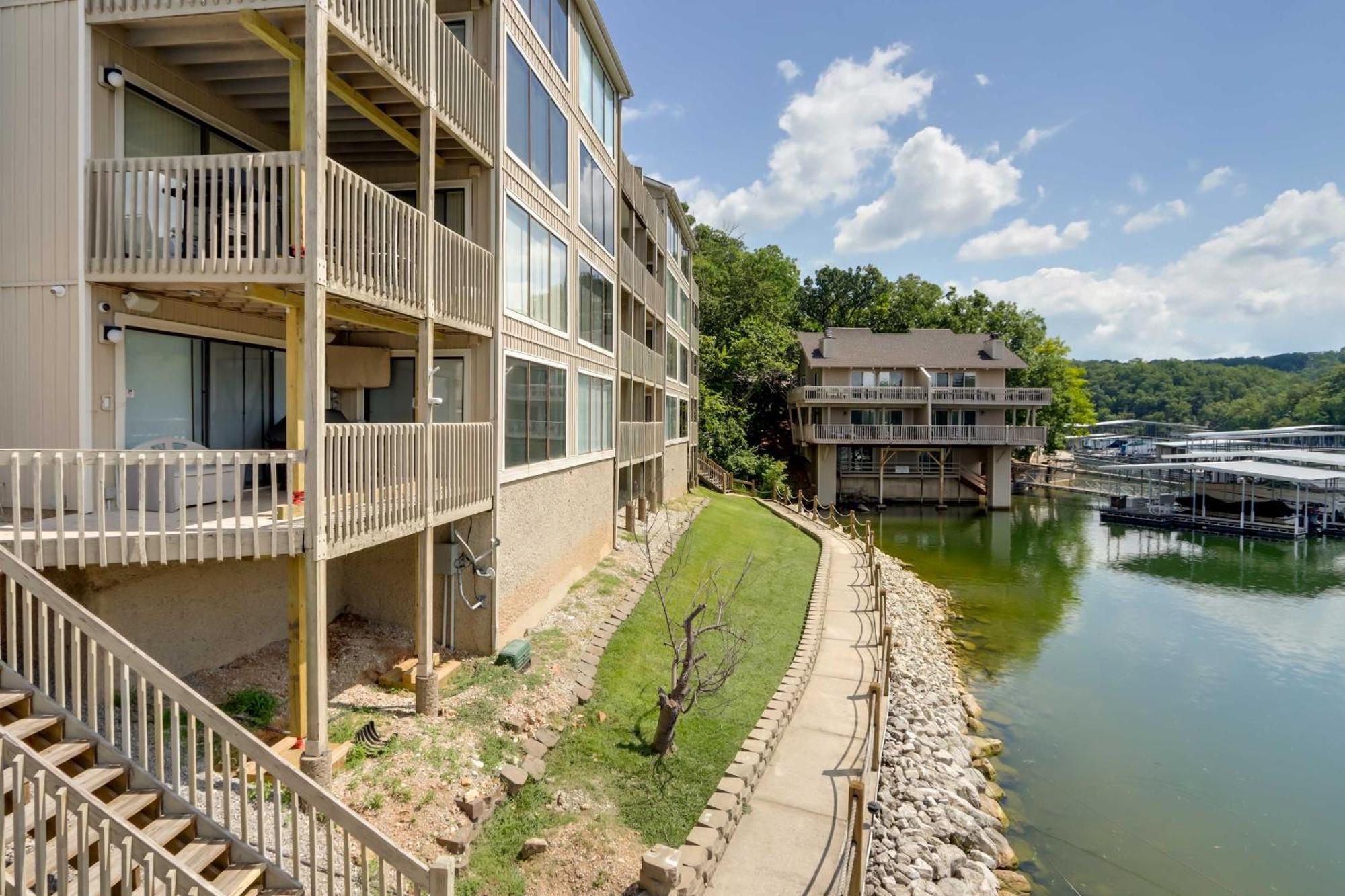 Lakefront Osage Beach Condo With Community Pool Εξωτερικό φωτογραφία